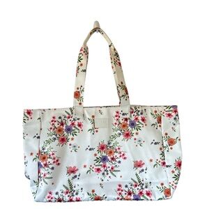 Guess Large White Floral Canvas Handbag New No Tag Gorgeous!